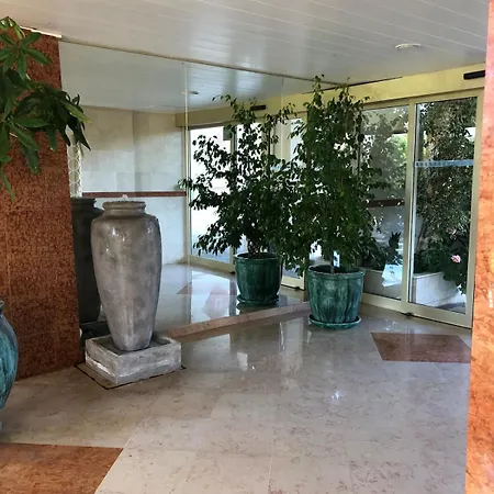 Le Cocon Cosy Piscine Clim Mandelieu