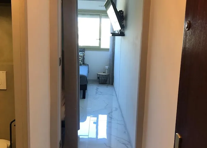 Lägenhet Le Cocon Cosy Piscine Clim *
